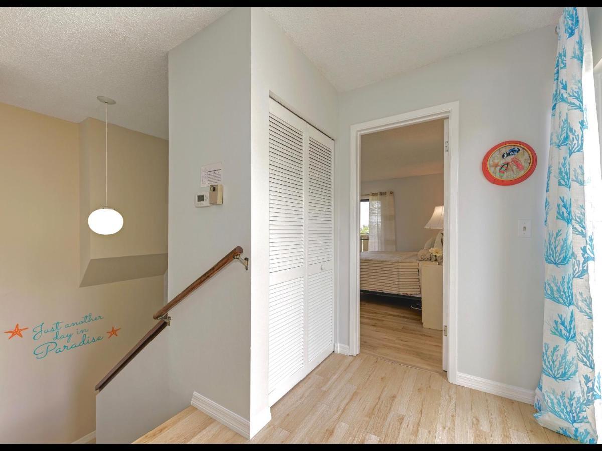 Luxury Waterfront Views - Heated Pool - 1400Sf Duplex - Minutes To The Beach Siesta Key Bagian luar foto