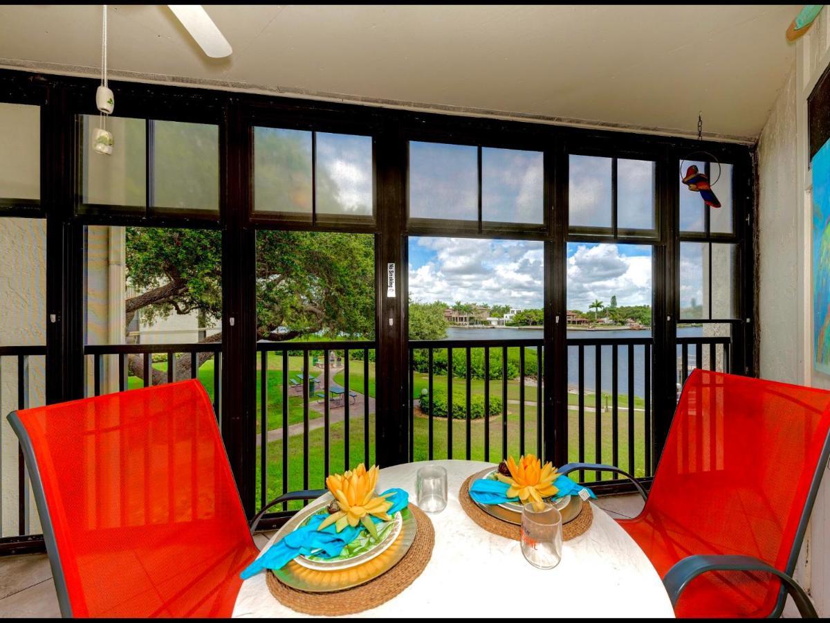 Luxury Waterfront Views - Heated Pool - 1400Sf Duplex - Minutes To The Beach Siesta Key Bagian luar foto