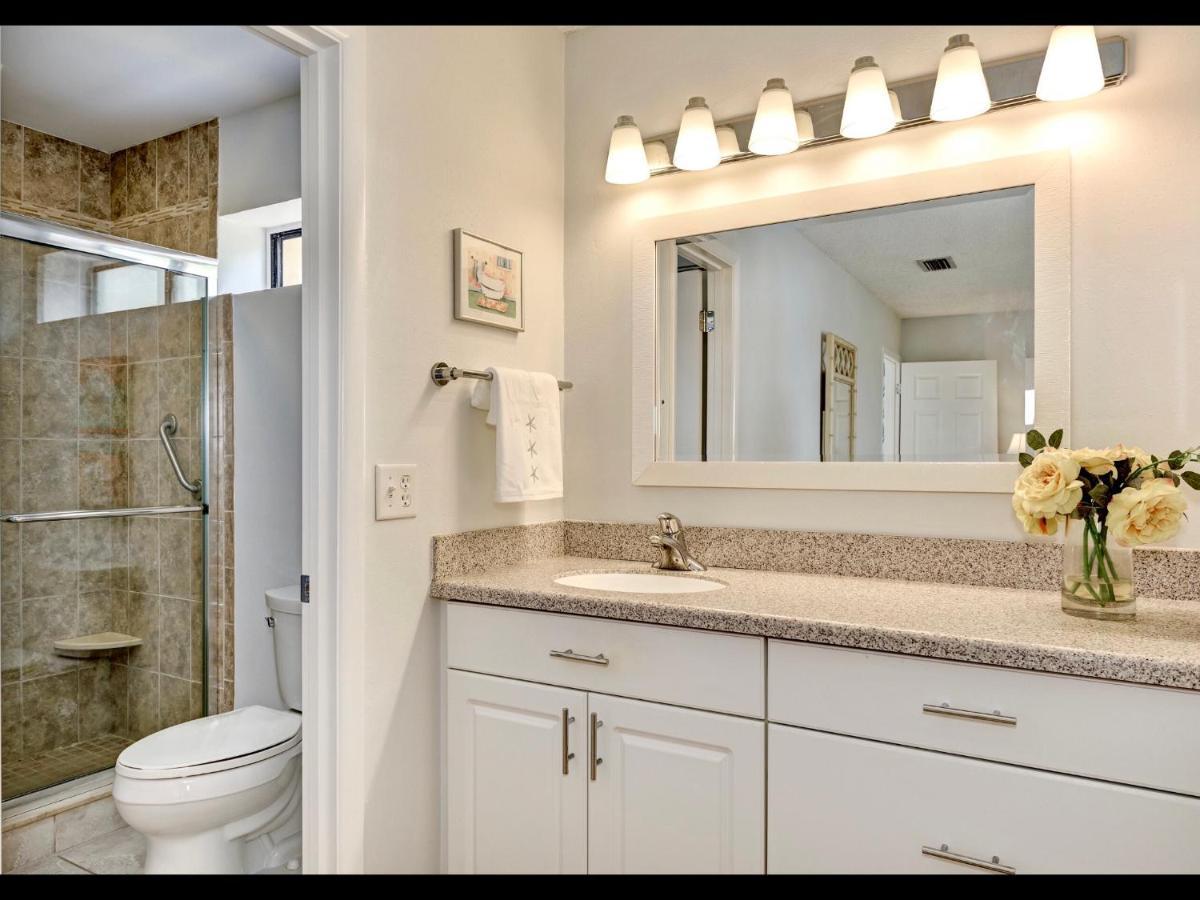 Luxury Waterfront Views - Heated Pool - 1400Sf Duplex - Minutes To The Beach Siesta Key Bagian luar foto