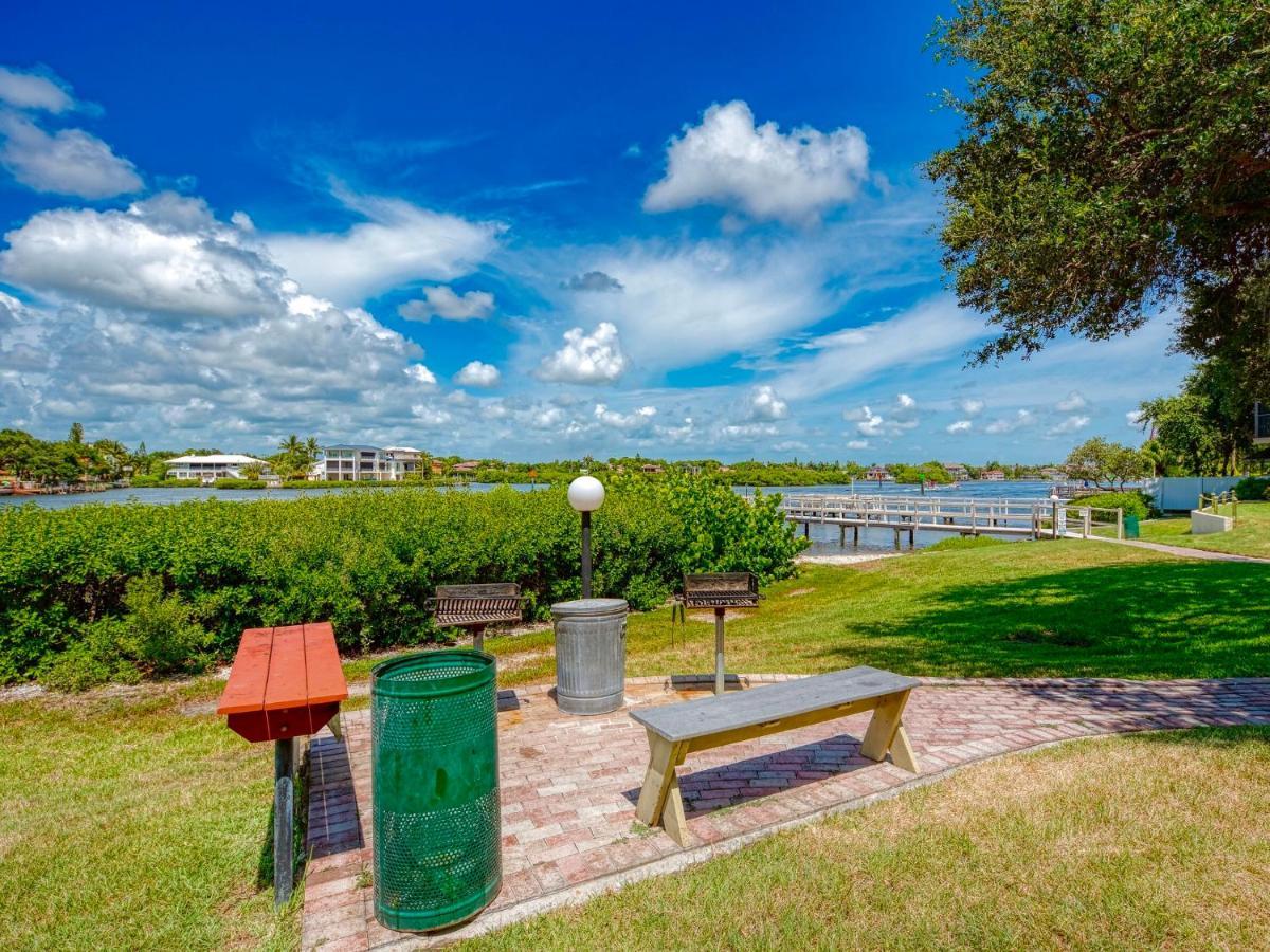 Luxury Waterfront Views - Heated Pool - 1400Sf Duplex - Minutes To The Beach Siesta Key Bagian luar foto